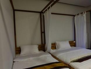 Hotel Sri Chiang Yeun House Chiang Mai Exterior foto